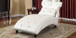 Modish Lounge Chaise In Pearl White Leatherette